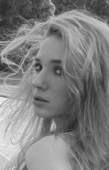 model: Amateur modeling